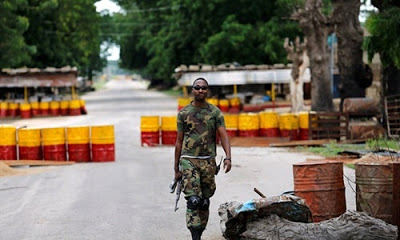 Nijerya’da düzenlenen silahlı saldırıda 18 kişi öldü.